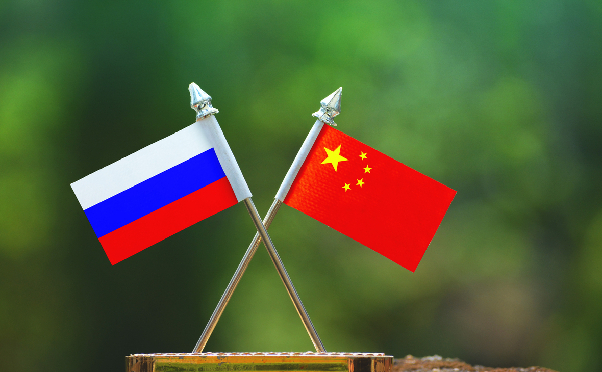 Мир наблюдает дедолларизацию торговых отношений с Китаем