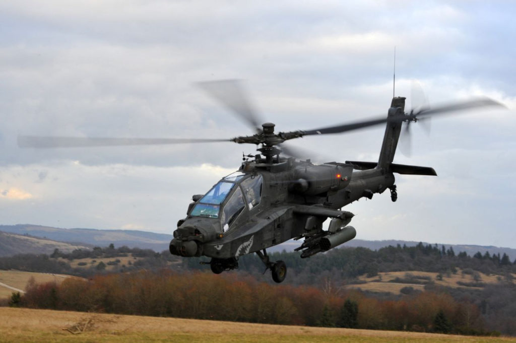 Великобритания не передаст Украине ударные вертолеты Apache