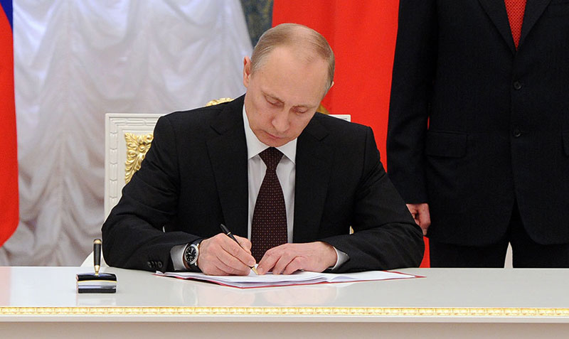 Путин подписал указ о присвоении звания Героя России старшине Сафину