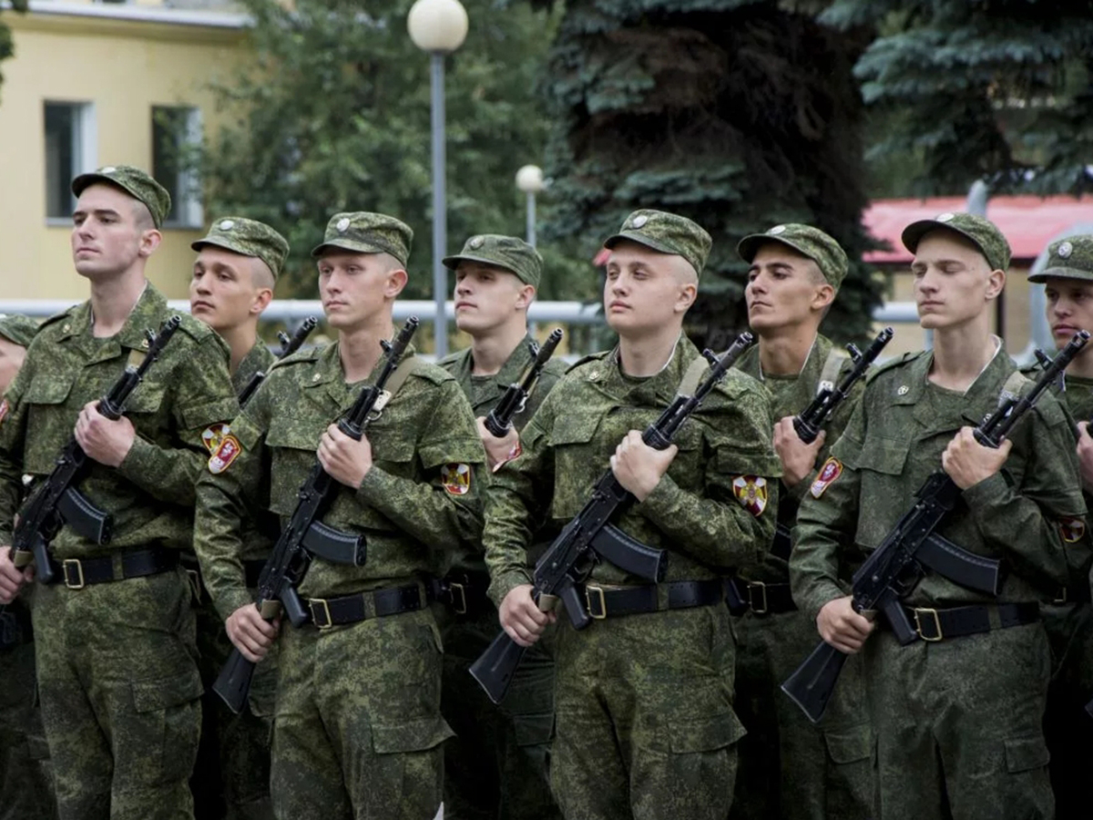 В Москве появился чат-бот по вопросам военной службы по контракту