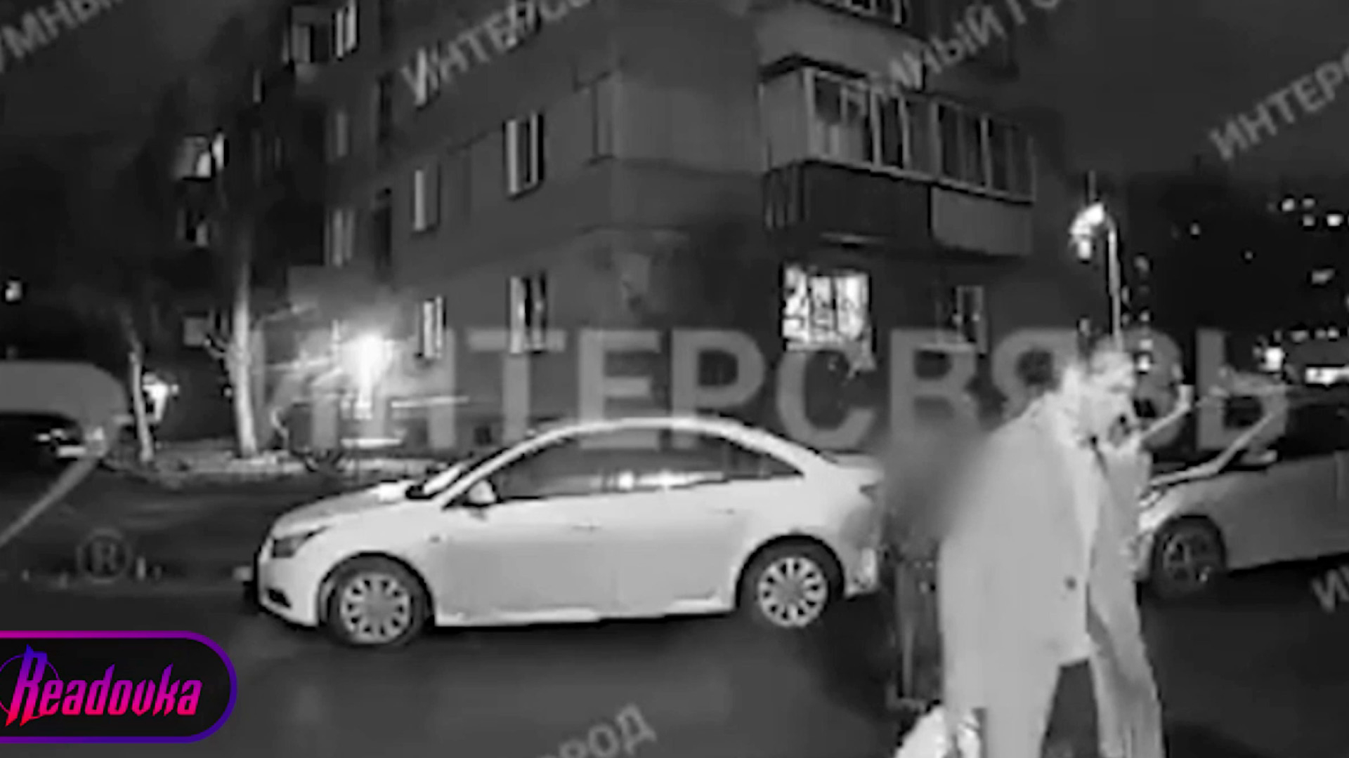 Пьяный рецидивист изрезал школьника под окнами домов в Челябинске