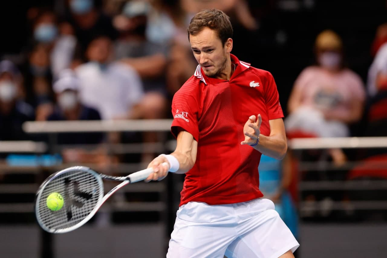 Сборная России по теннису уступила Канаде в полуфинале ATP Cup