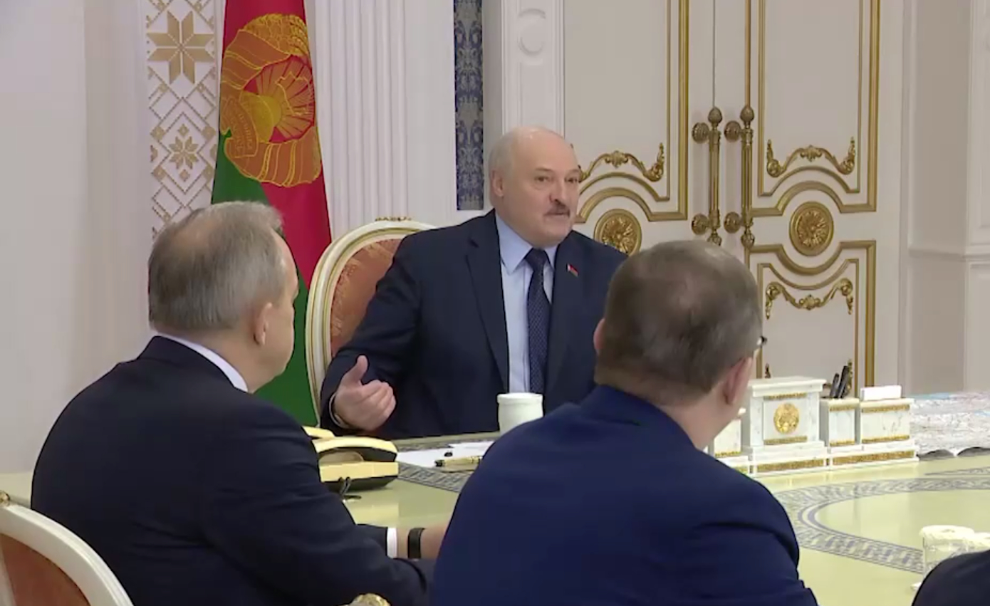 Лукашенко рассказал, что решения о начале операции принимались не в Беларуси, а в российском Генштабе