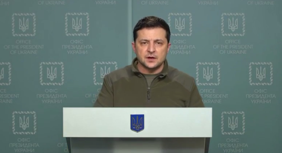 Зеленский предложил Путину сесть за стол переговоров