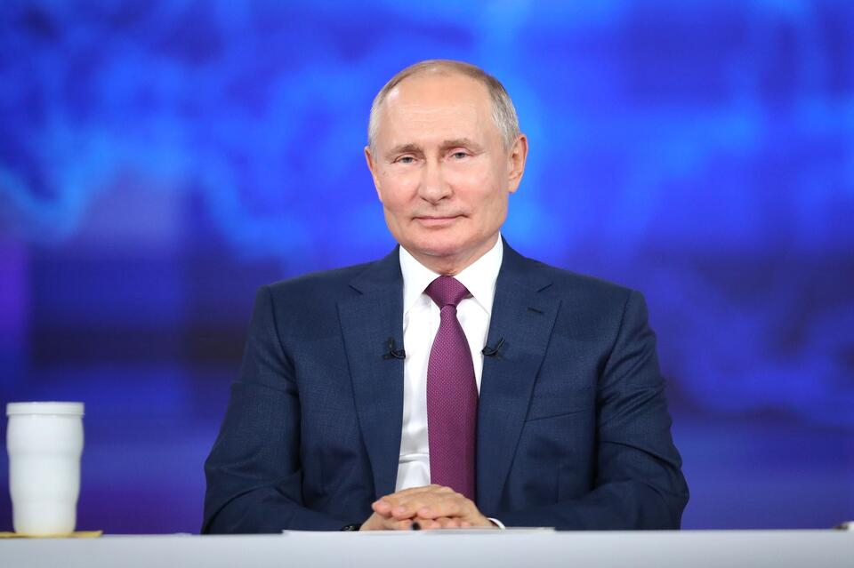 Путин до конца года запретил без разрешения Банка России оплачивать доли в имуществе зарубежных юрлиц