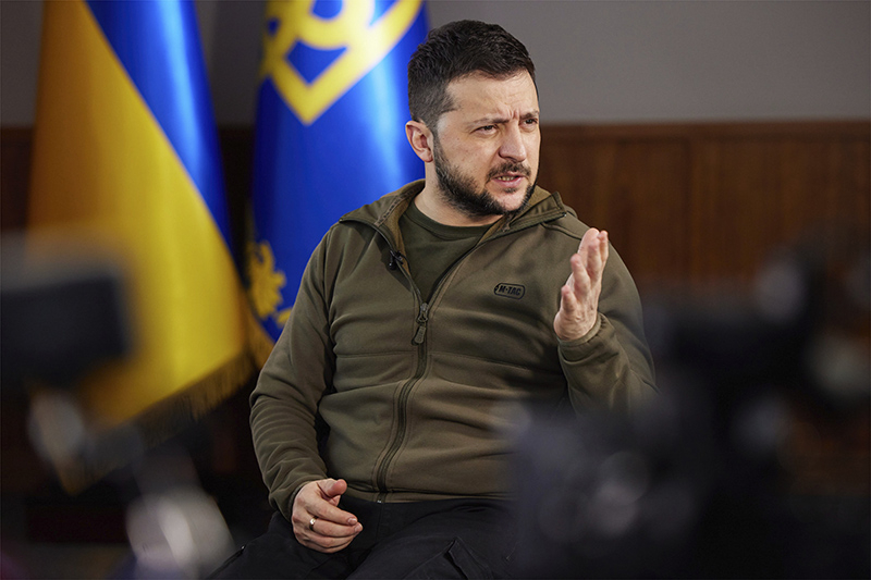 Зеленский заявил, что шансы на успех переговоров с Россией уменьшаются